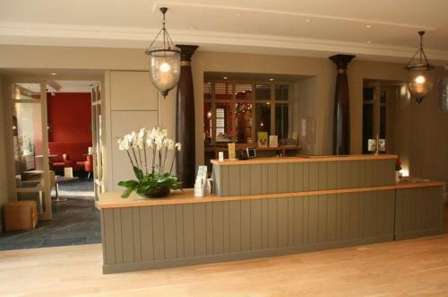 Hotel H�tel Le D'avaugour - Logis