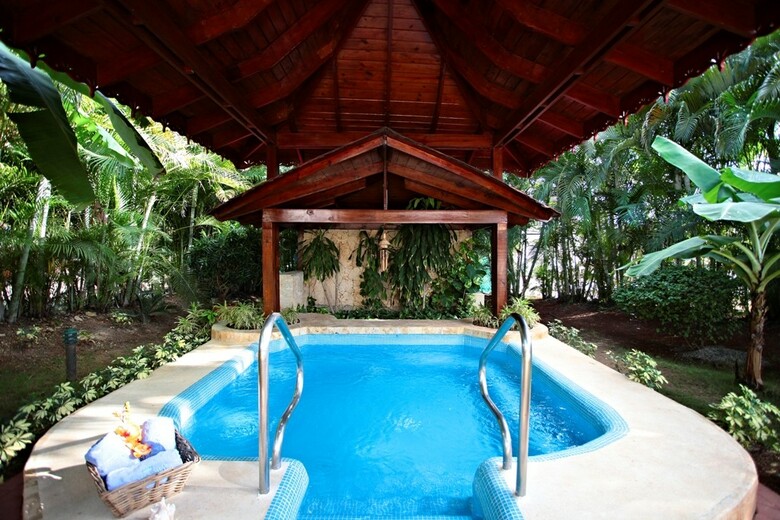 Hotel Bahia Principe Luxury Bouganville