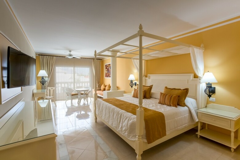Hotel Bahia Principe Luxury Bouganville