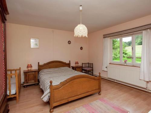 Holiday Home La Lezardiere Belvaux Rochefort