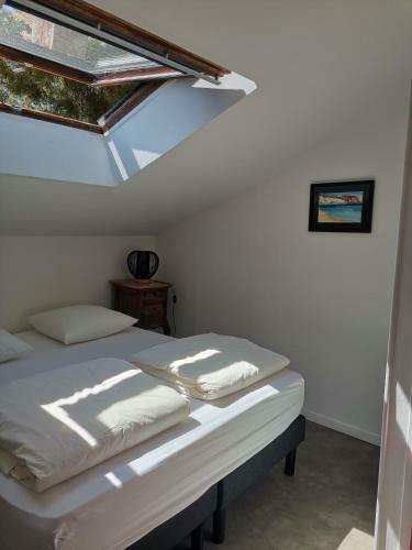 Cassis Hostel