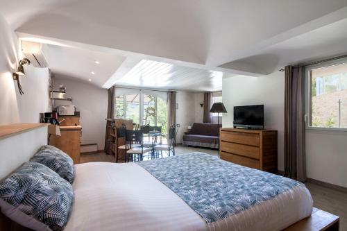 Bed & Breakfast La Demeure Insoup�onn�e