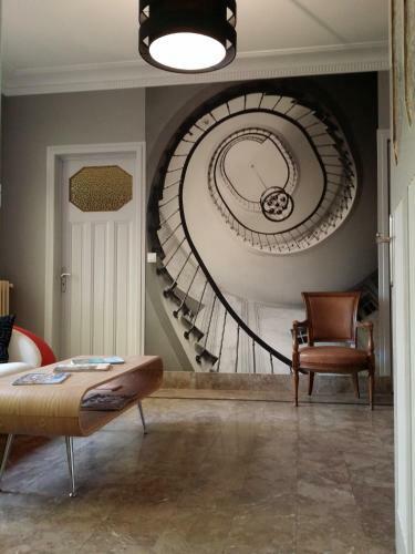 Bed & Breakfast Le Castel Guesthouse