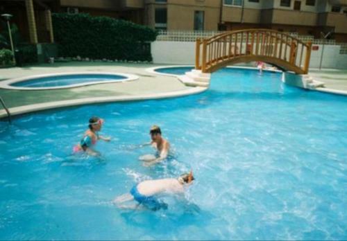 Click & Booking Apartamentos Arquus Center