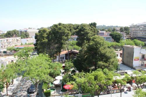 Click & Booking Apartamentos Arquus Center