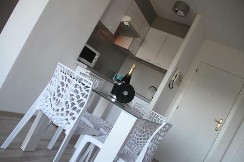 Click & Booking Apartamentos Arquus Center