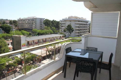 Click & Booking Apartamentos Arquus Center