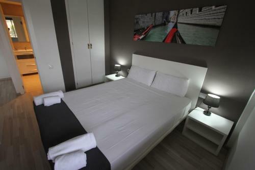 Click & Booking Apartamentos Arquus Center