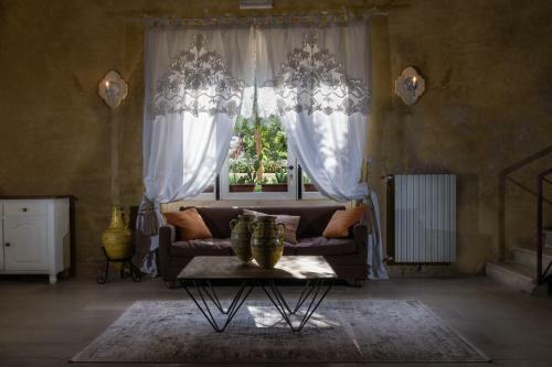Hotel Borgo Del Carato