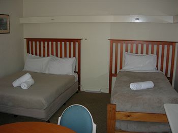 Aberdeen Motor Inn