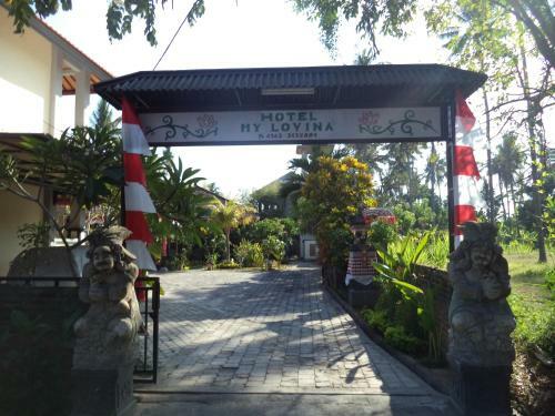 Hostal My Lovina Villa