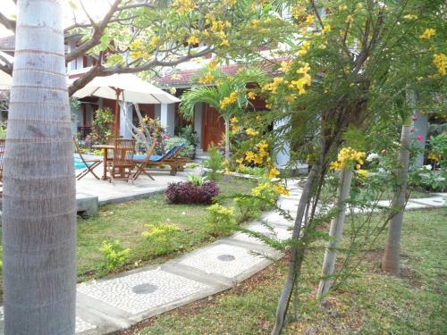 Hostal My Lovina Villa