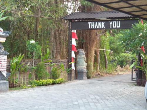 Hostal My Lovina Villa