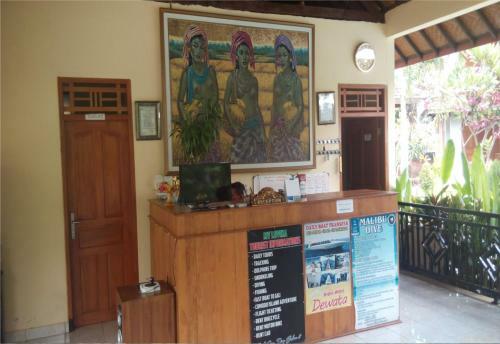 Hostal My Lovina Villa