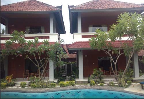 Hostal My Lovina Villa