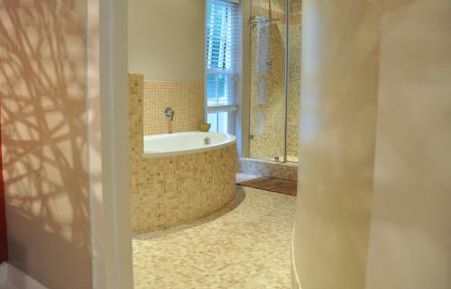 Alphabed B&B