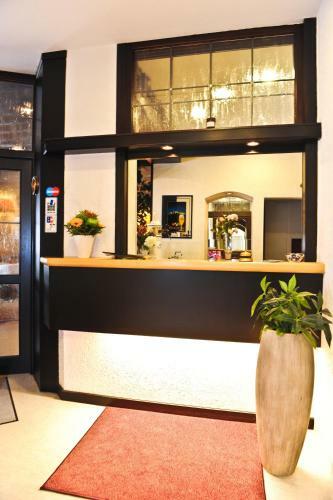 Hostal Hotel Purucker