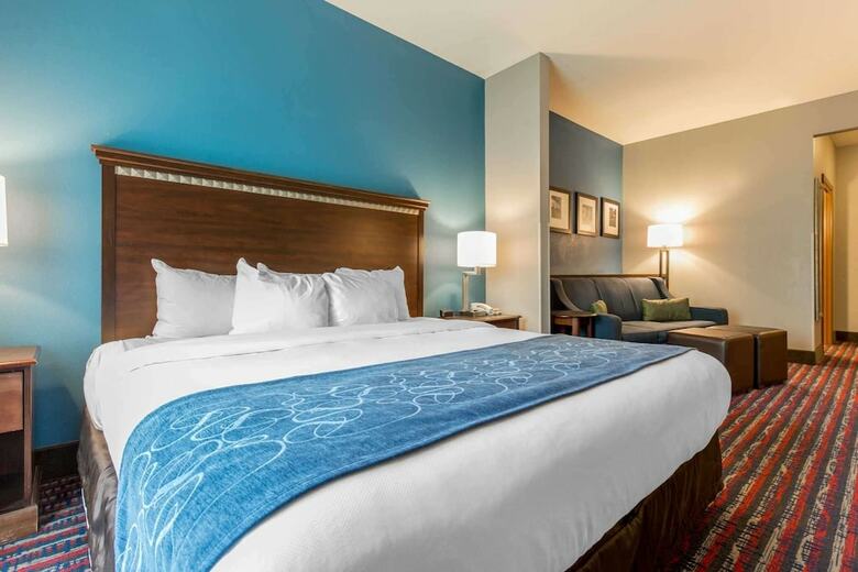 Hotel Comfort Suites Fairview Heights