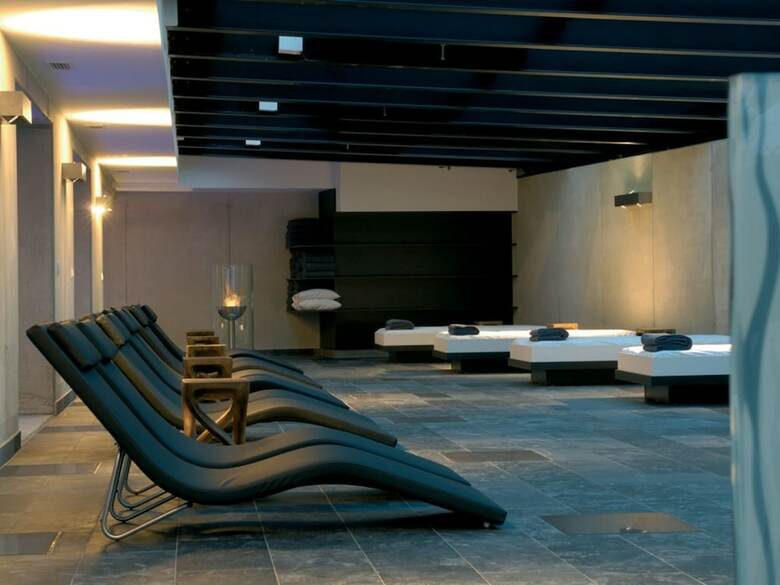 Alpenhotel ...fall In Love