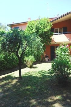 Aparthotel Residenze Al Colle Dei Pini