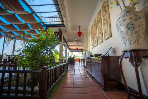 Hotel Hoi An Riverside Resort & Spa