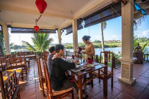 Hotel Hoi An Riverside Resort & Spa