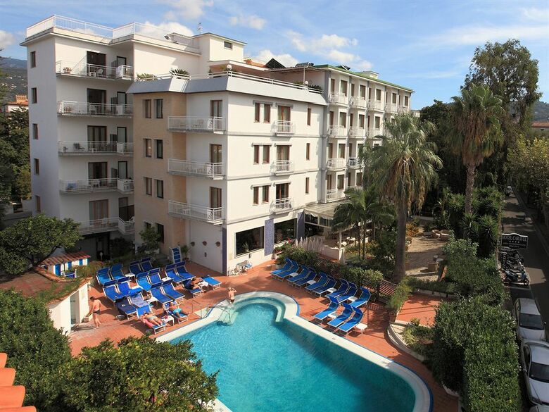 Hotel Caravel