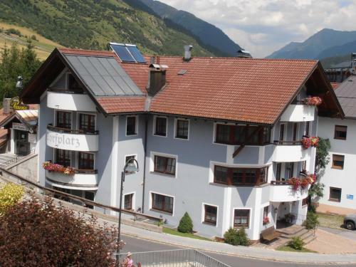 Hostal Haus Dorfplatz