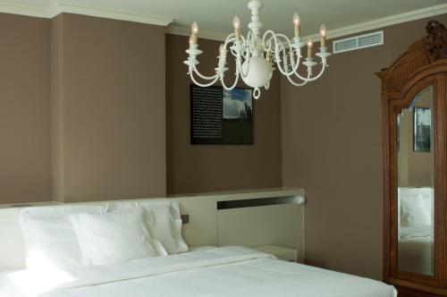 Hostal Guesthouse Recour