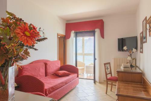 Village Hotel Lucia