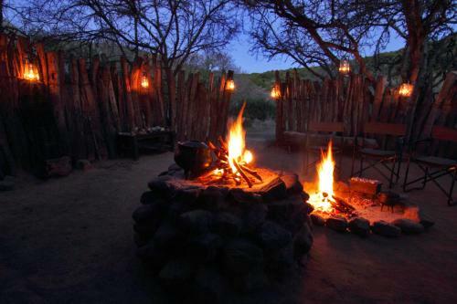 Quatermain's 1920's Safari Camp
