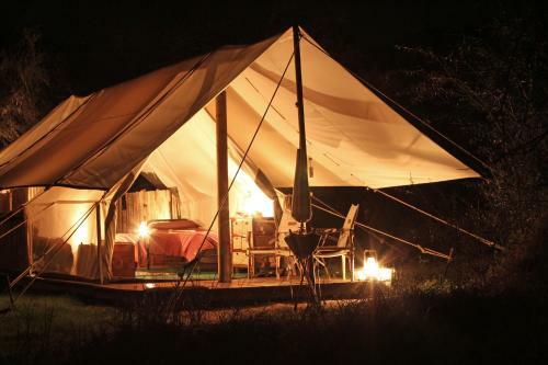 Quatermain's 1920's Safari Camp