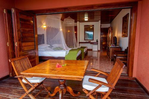 Hotel Sunset Bungalows Resort