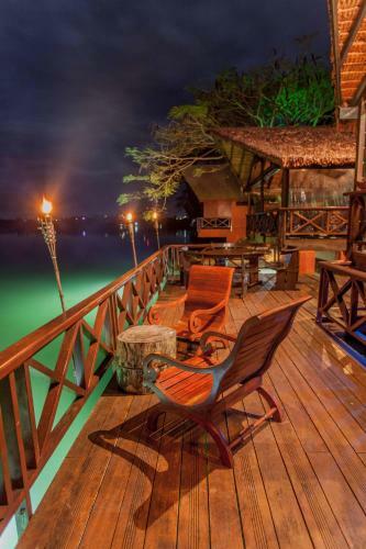 Hotel Sunset Bungalows Resort