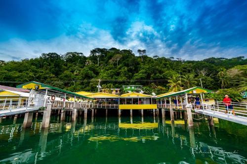 Hotel Banana Bay Marina