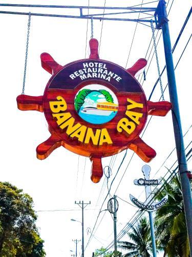 Hotel Banana Bay Marina