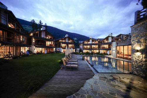 Aparthotel Dolce Vita Family Chalet Post Alpina