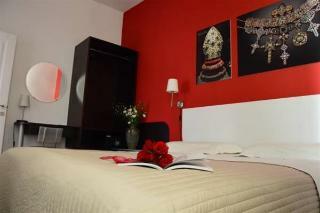 Hostal Carafa Suite