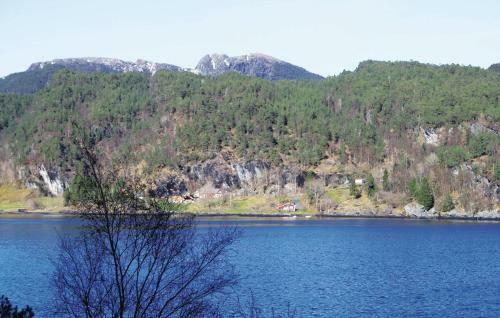 Holiday Home Nordtveitgrend Lygre