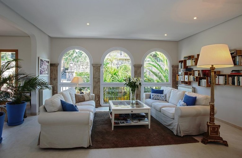 Hostal Montjuic Bed & Breakfast