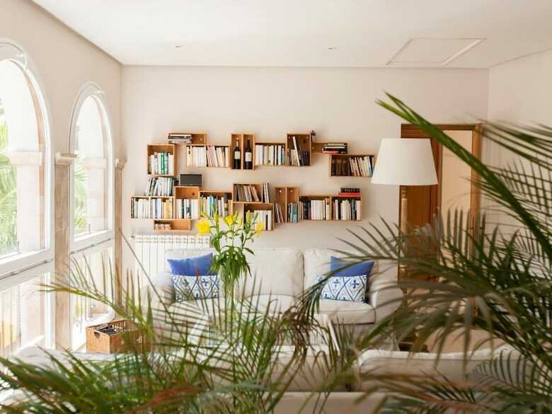 Hostal Montjuic Bed & Breakfast