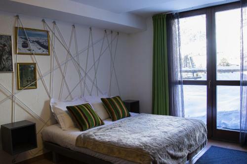 White Apartments Cervinia