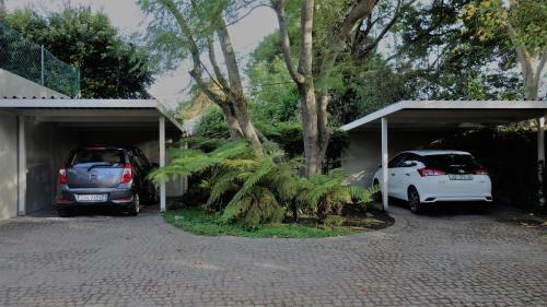 Hostal Cherry Berry Guest House