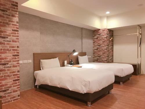 Summer Terminal Hotel