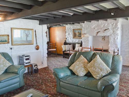 Porth Colmon Farmhouse