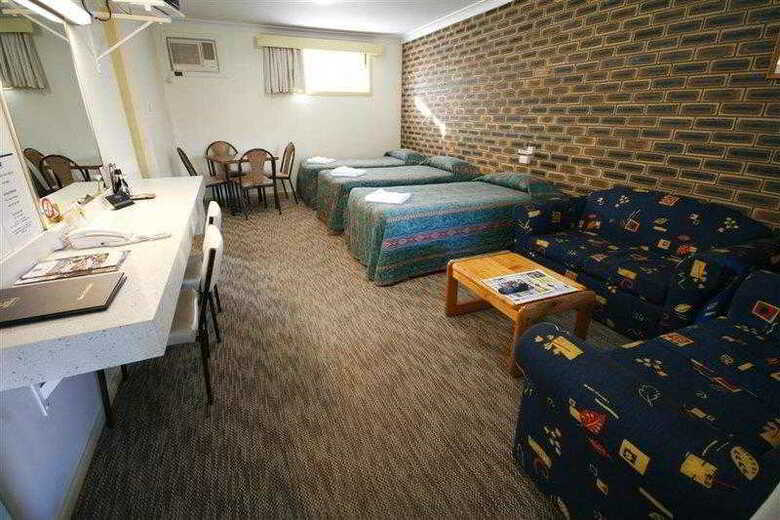 Best Western Top Of The Town Motel