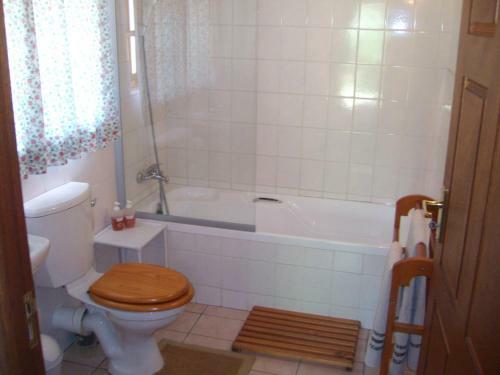Hostal Oaktree Lodge Guest House