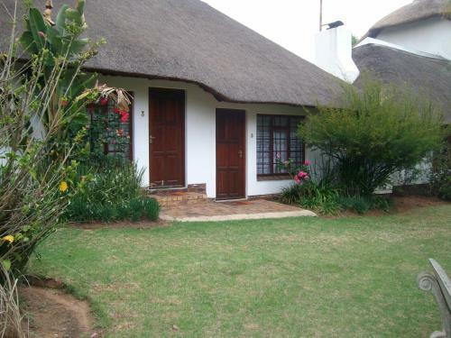Hostal Oaktree Lodge Guest House
