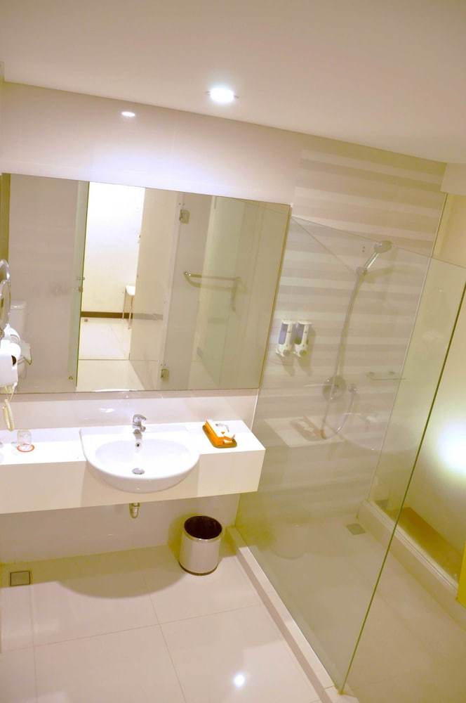 Everbright Ambon Hotel