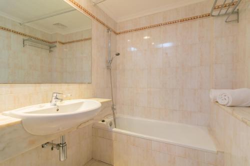 Apartamentos Massanet